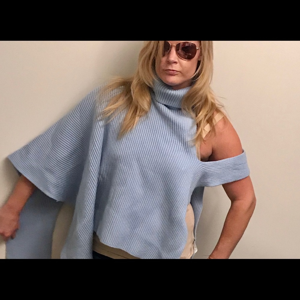 One Shoulder Ribbed Pancho ( Must Have) - Picture 5 of 11